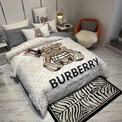 Burberry London Logo Type 3479 Bedding Sets Blankets Hyperbeast Bedroom Luxury Ideas Covers Duvet Premium Fashion Brand Sheets Bed
