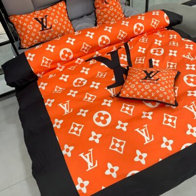 Louis Vuitton Bedding Set - TB497
