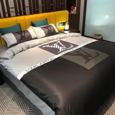Louis Vuitton Bedding Set - TB514