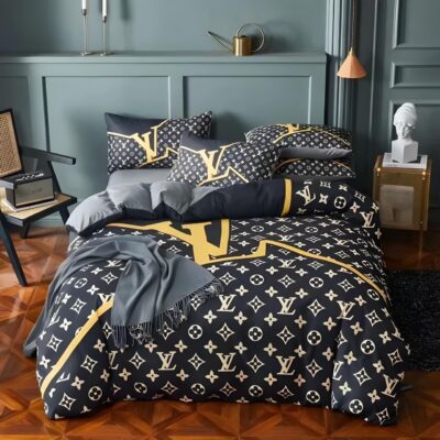 Louis Vuitton Bedding Set - TB530