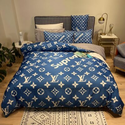 Louis Vuitton Bedding Set - TB537