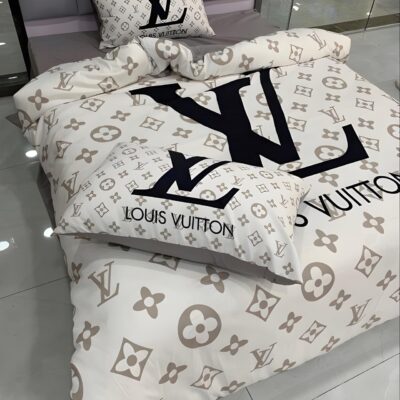 Louis Vuitton Bedding Set - TB547
