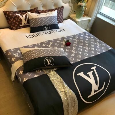 Louis Vuitton Bedding Set - TB553