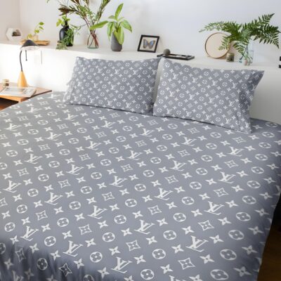 Louis Vuitton Bedding Set - TB557