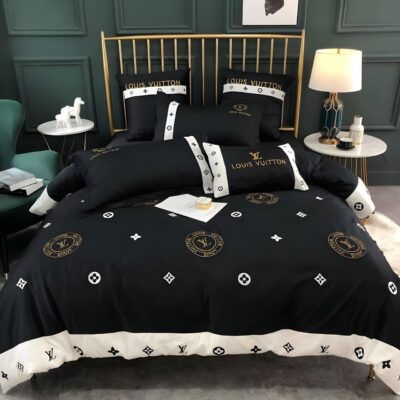 Louis Vuitton Bedding Set - TB587