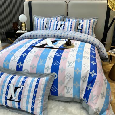 Louis Vuitton Bedding Set - TB589