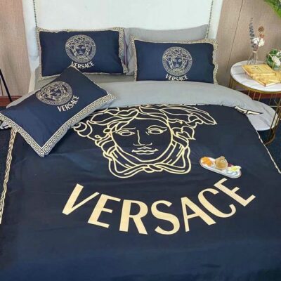 Versace Logo Type 3618 Bedding Sets  Fashion Brand Covers  Hyperbeast Bedroom Duvet Luxury Ideas Blankets Bed