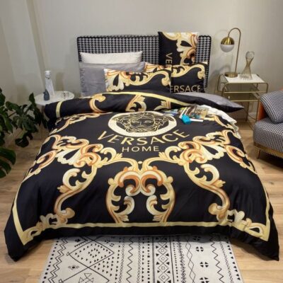 Versace Logo Type 3667 Bedding Sets Luxury Ideas Bed  Sheets Hyperbeast Bedroom Covers Duvet Blankets Premium Fashion Brand